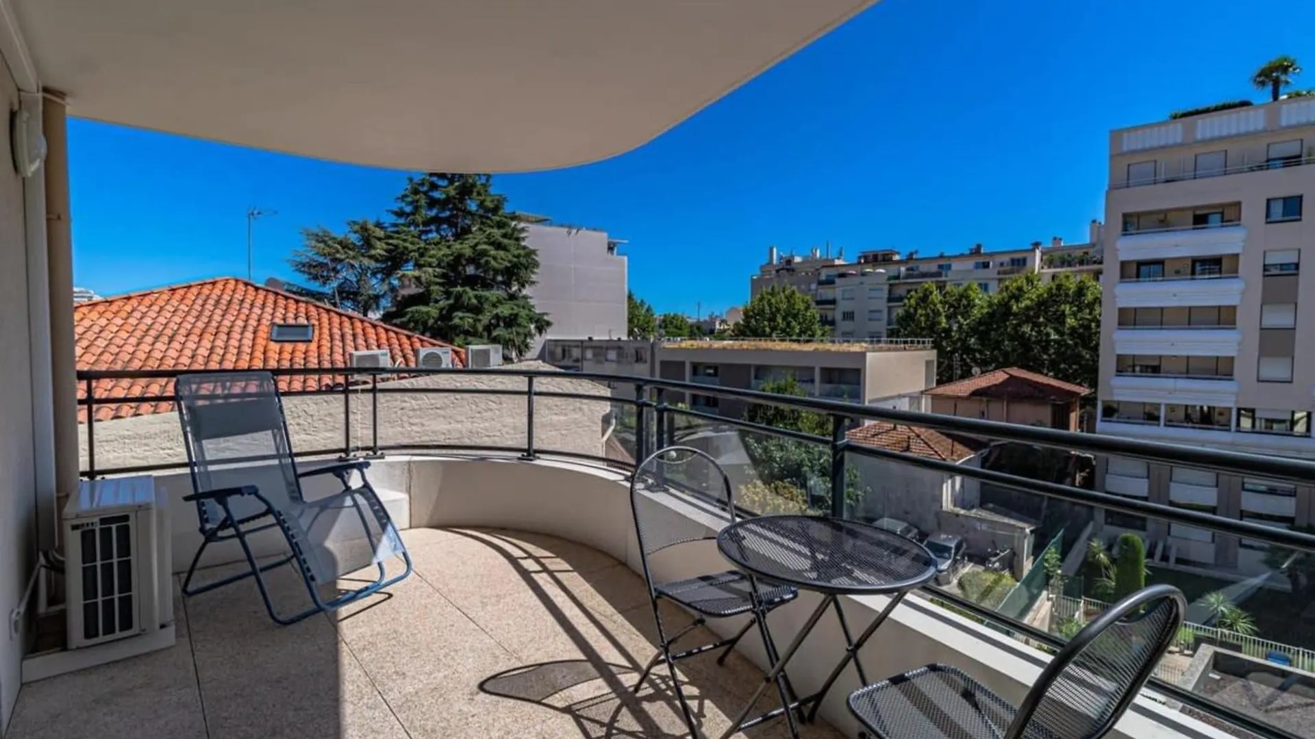 Apartment L'Allegria - Peaceful - Sea - Private Car Park Antibes